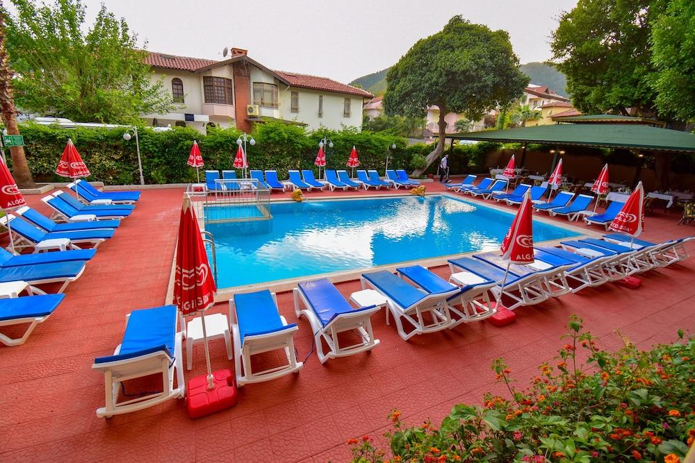 Juniper Hotel Ичмелер Экстерьер фото